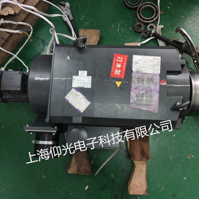 西門(mén)子伺服電機(jī)維修中心,1PH8163-1MF90-1ZB1-Z軸承磨損修理更換