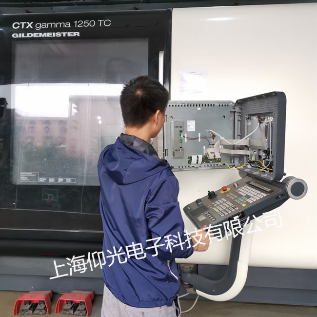 CNC鉆攻機 數(shù)控車床 雕銑機 電腦鑼伺服驅動器維修品牌不限