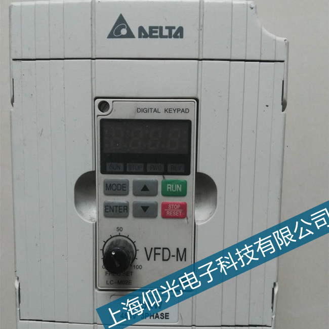 昆山臺達(dá)VFD-M變頻器OC故障報警維修