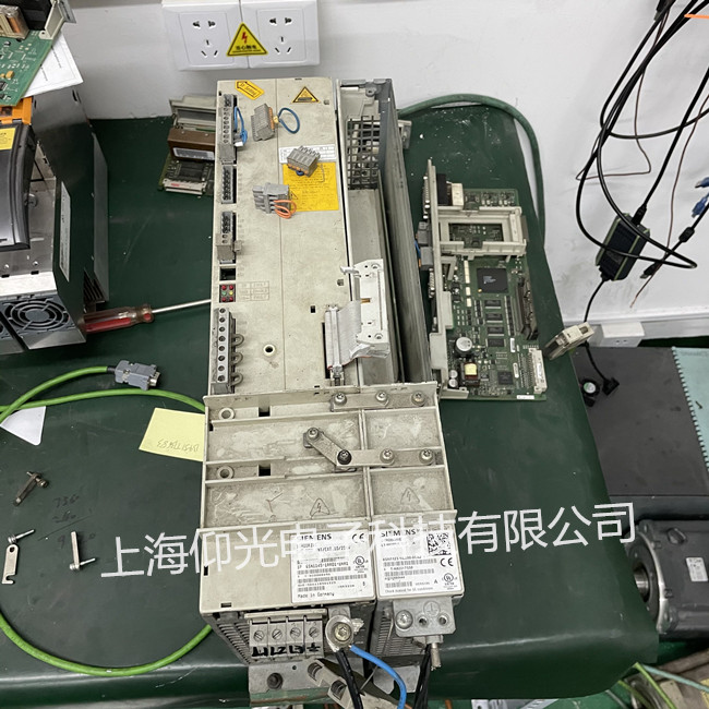 西門子伺服驅(qū)動器報814故障代碼維修方法