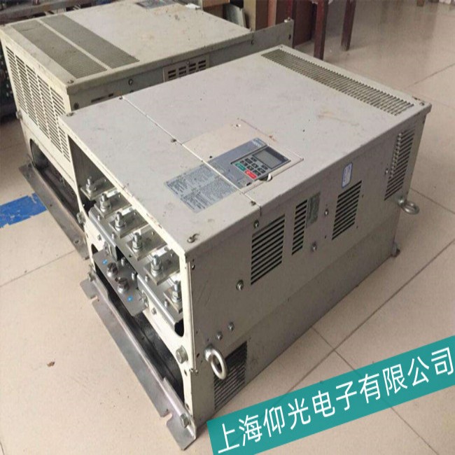 ����CIMR-F7B40P4׃�l���S��-�_�P�Դ���ϾS���\��