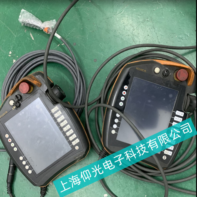 一看就懂的庫(kù)卡機(jī)器人示教器維修方法