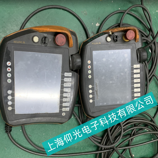多年經(jīng)驗(yàn)維修KUKA庫(kù)卡機(jī)器人示教器不能進(jìn)系統(tǒng)的主要過程