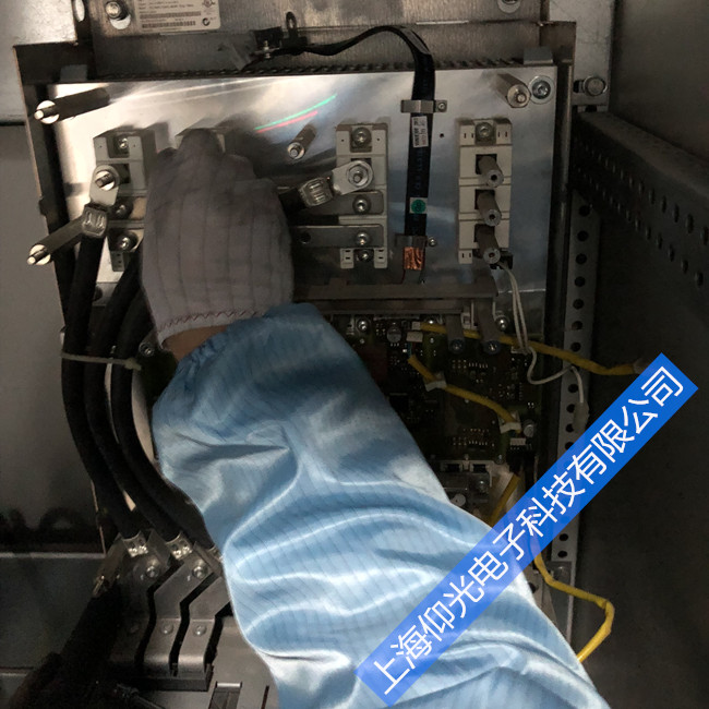 ���ݾS�ް���CT 18.5kW׃�l���������Uu��/DANFOSS VLT5004׃�l��-�Ϻ�����